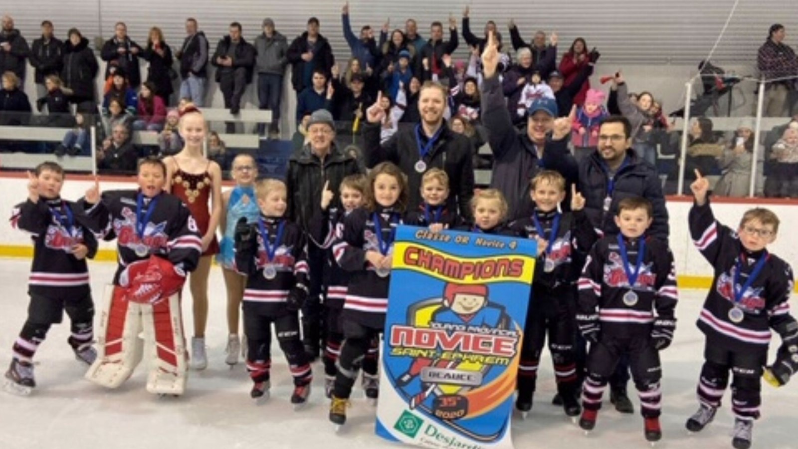 L'équipe a terminé première du tournoi.