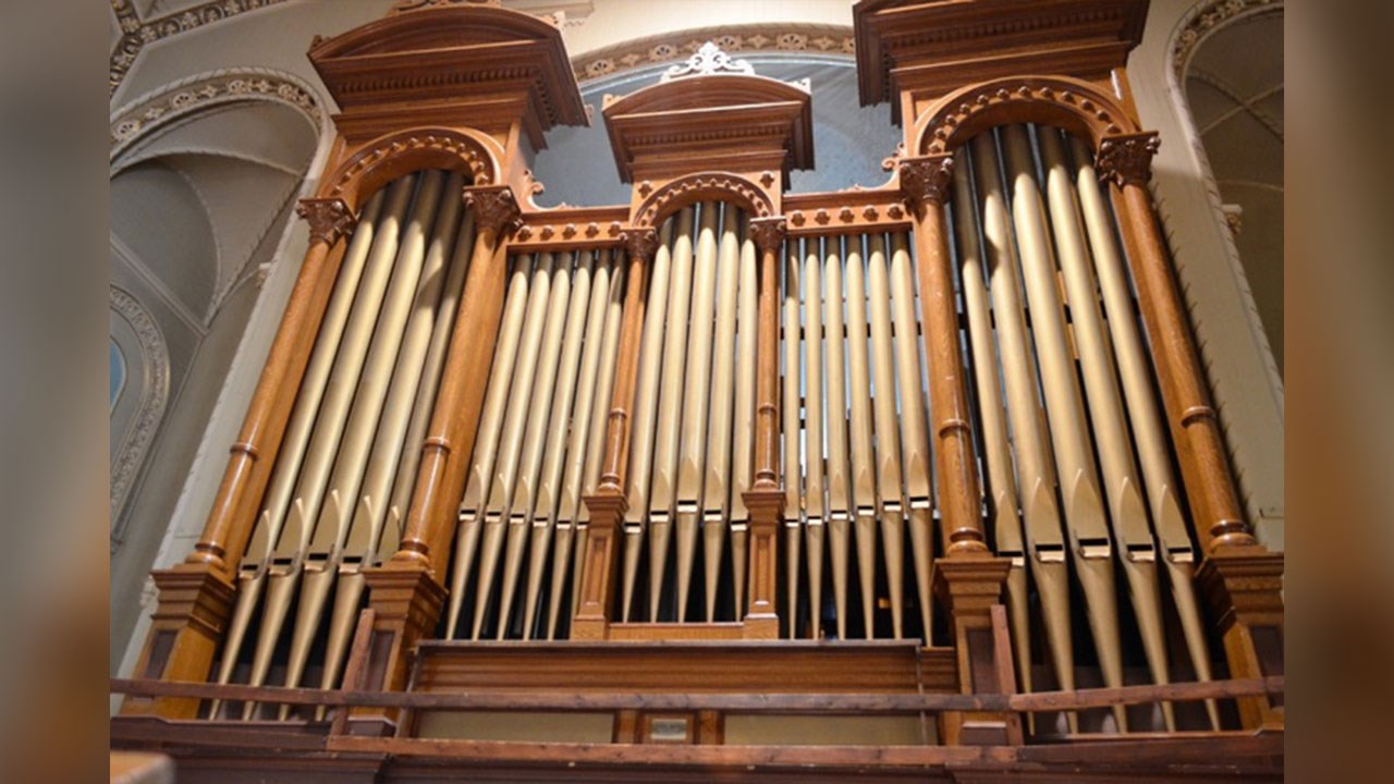 LE SUPERBE GRAND ORGUE DE L'ÉGLISE SAINT-GEORGES