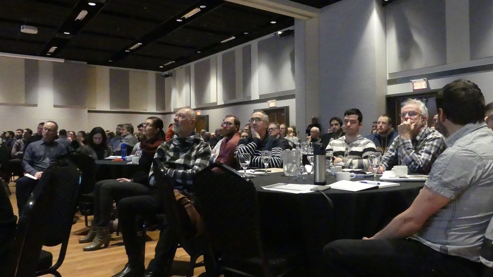Plus de 300 personnes ont participé au forum.