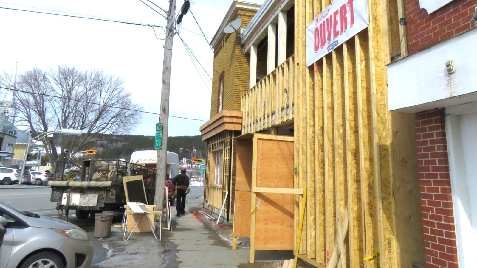 Réfection de façade du restaurant Valentine (avenue Lambert).