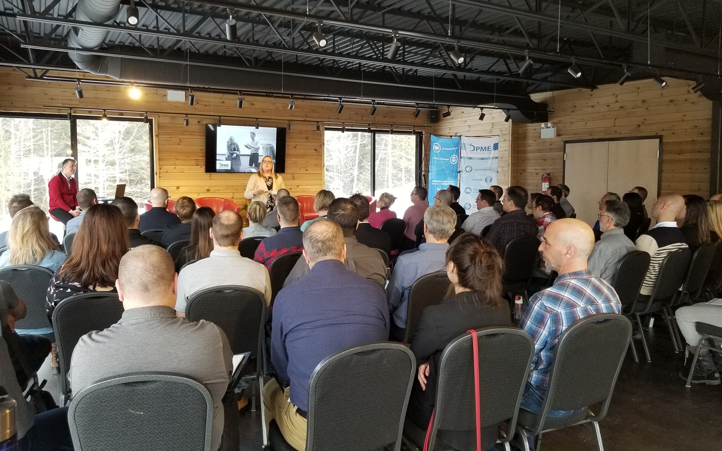 Quelque 50 participants à la matinée-conférence sur la gestion des ressources humaines
