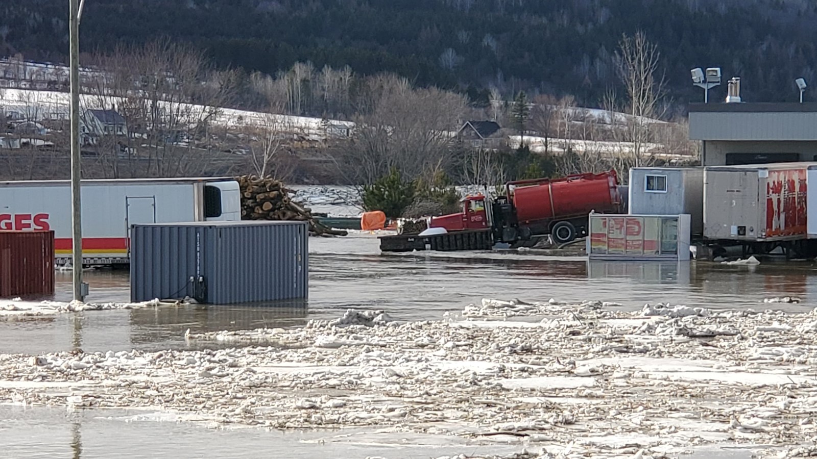 Entrepôt Gagnon électrique à Notre-Dame-des-Pins