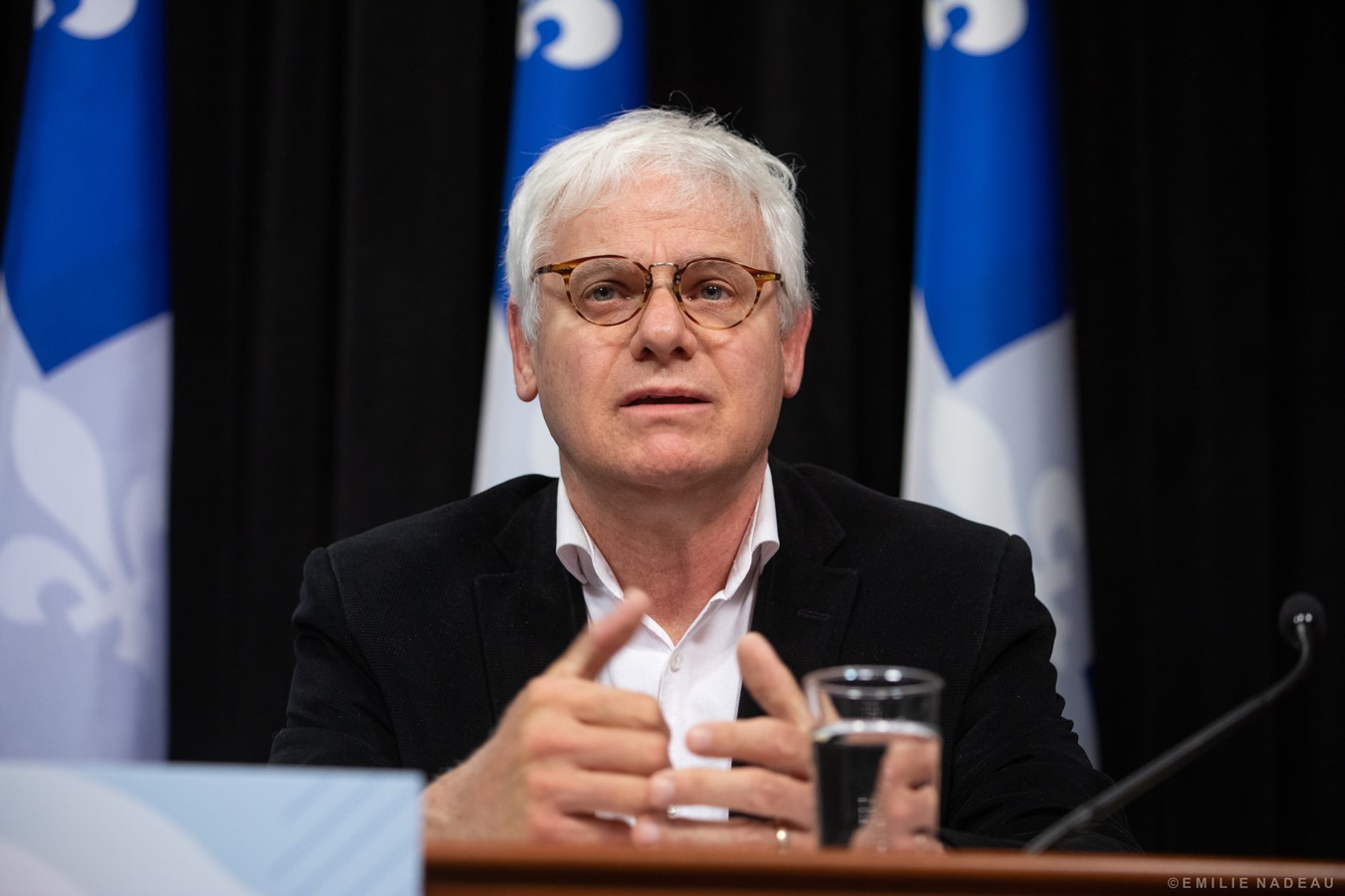 Dr Richard Massé.