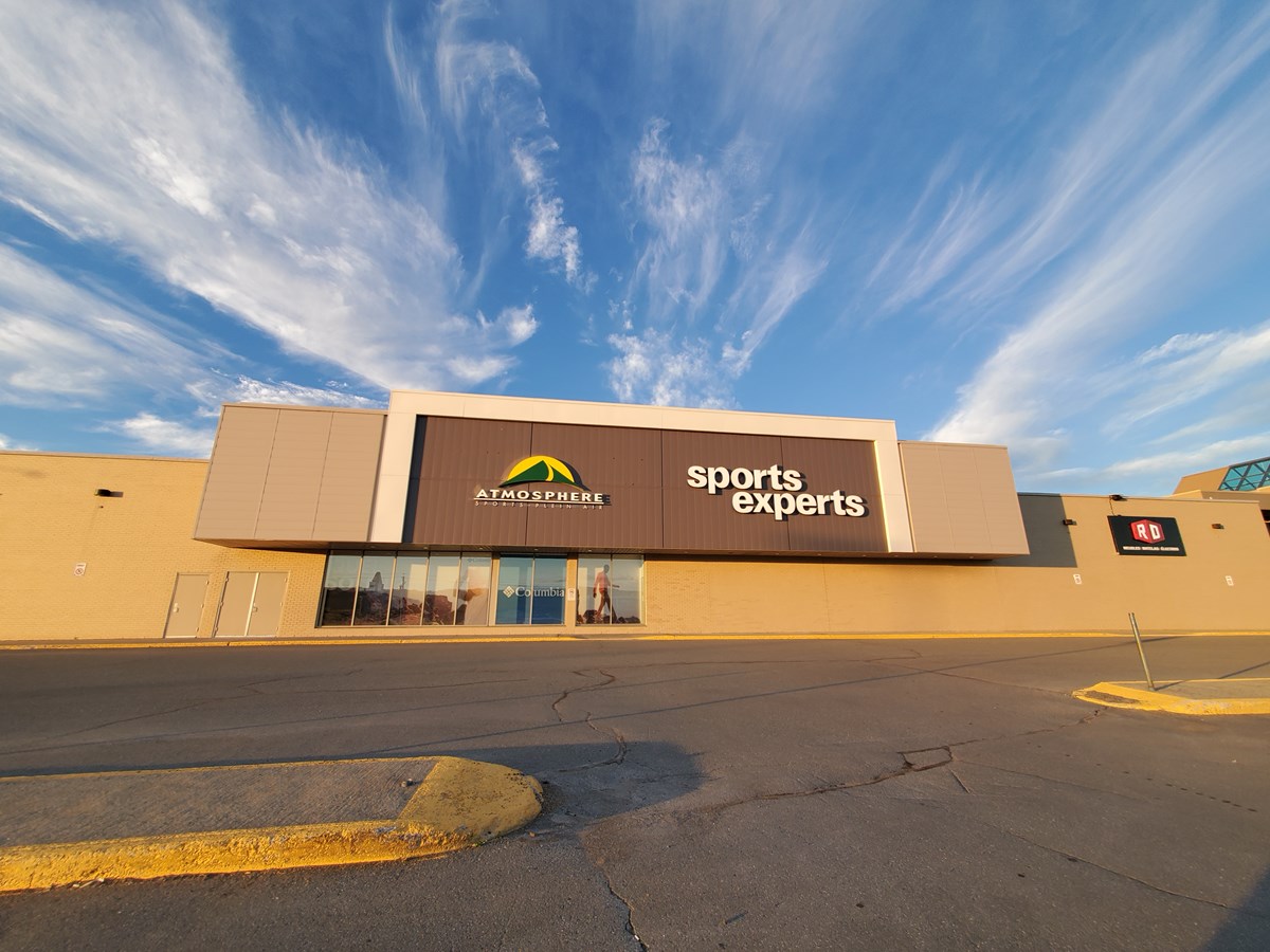 Sport expert atmosphere carrefour st-georges