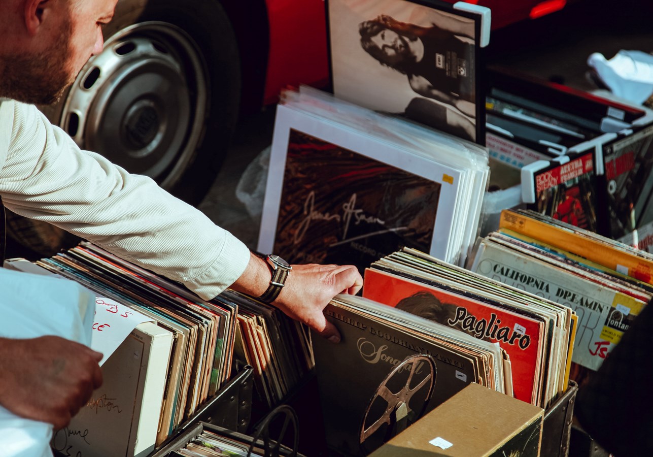 Les ventes de garage à nouveau permises