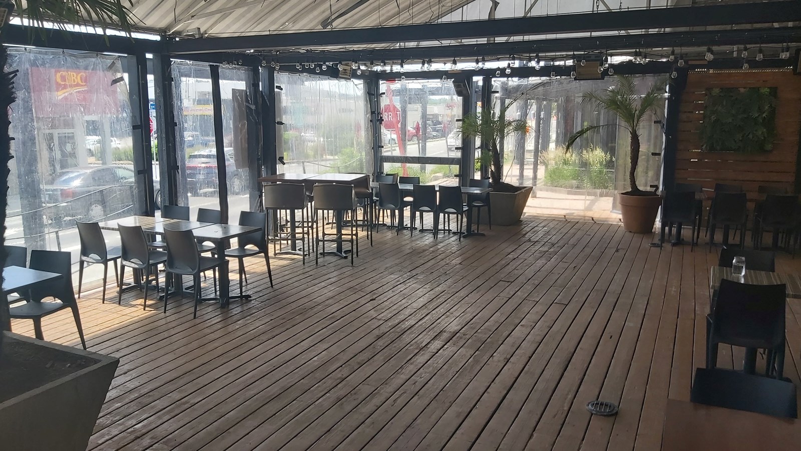 Une plus grande terrasse pour le Shaker de Saint-Georges