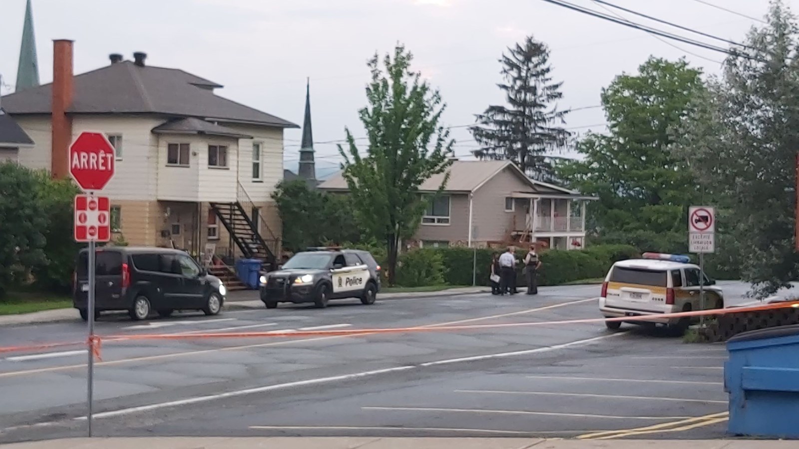 Opération policière sur la 10e avenue à Saint-Georges