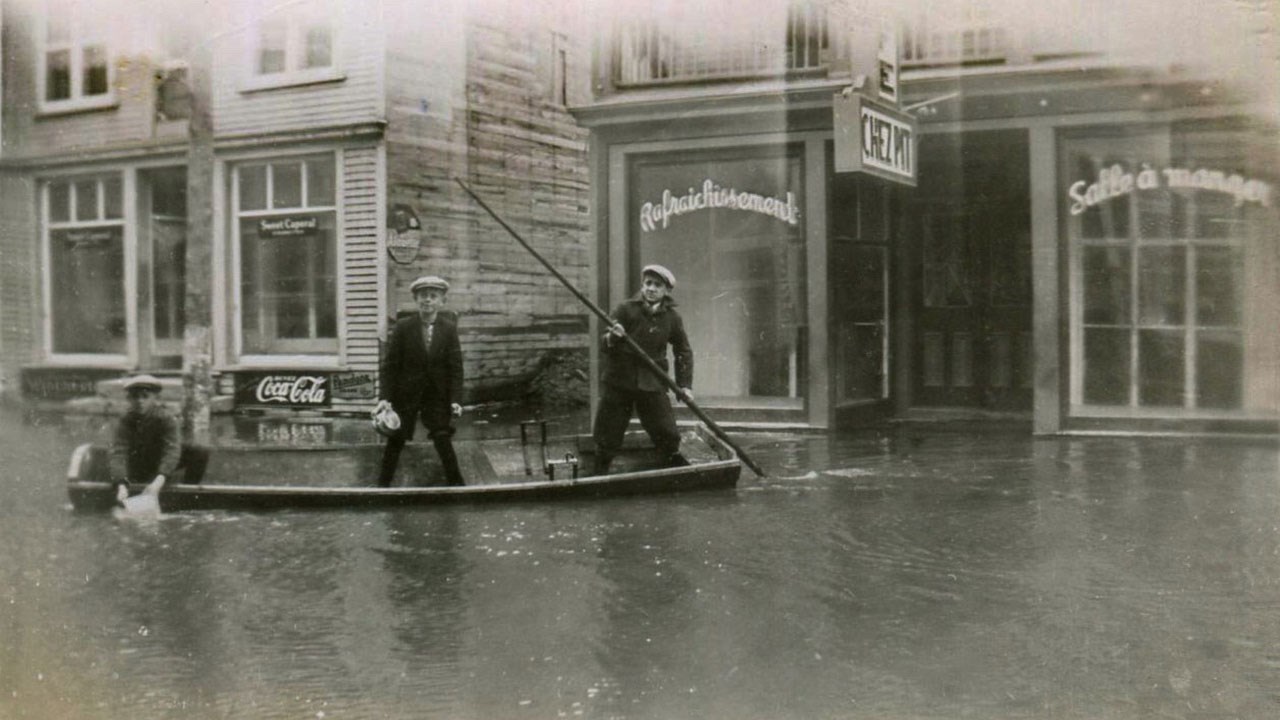 LA PHARMACIE REXALL ET L'ÉPICERIE A & P DANS LES ANNÉES '40