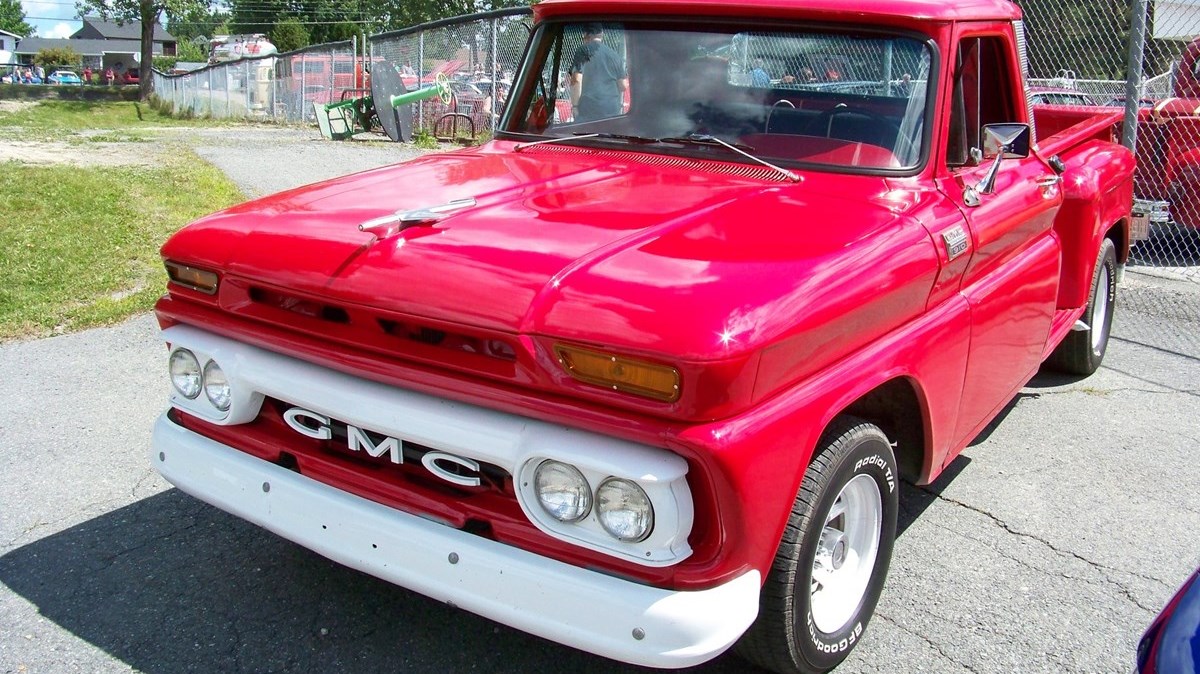 La sixième Expo Auto de Saint-Côme connait un franc succès