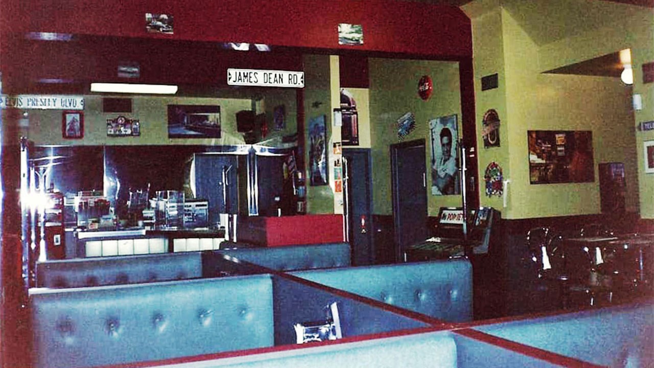 LE RESTAURANT POP-RÉTRO DES ANNÉES '90