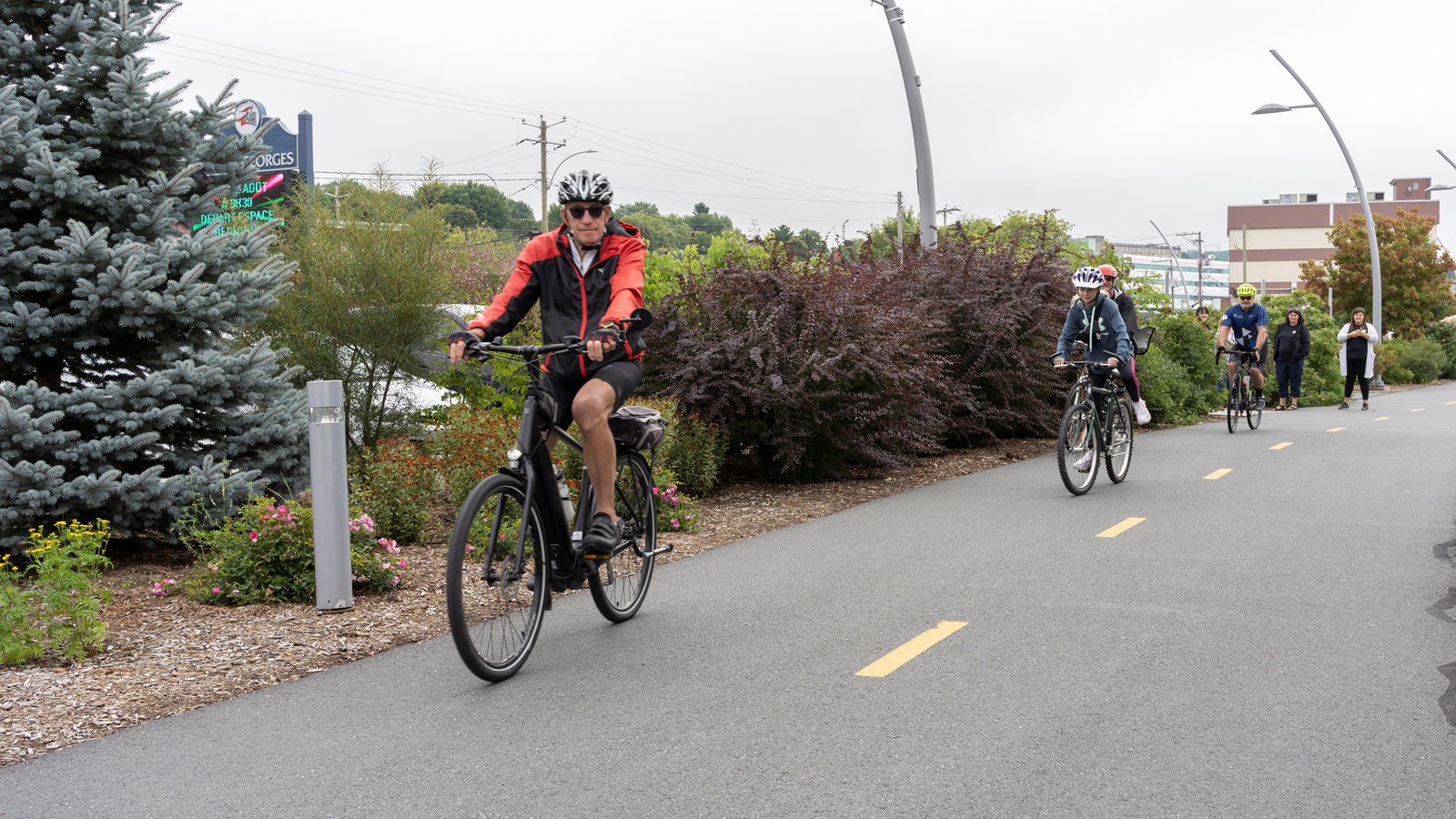 Une balade à vélo pour sensibiliser au port du casque