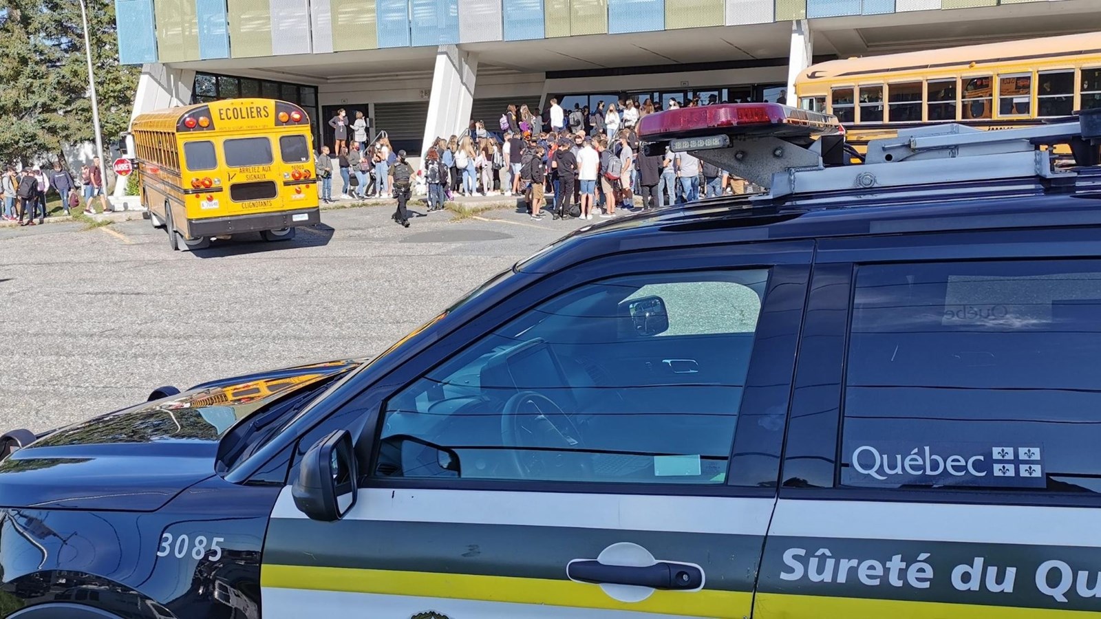 200 étudiants ont protesté contre l'absence de sports interscolaires