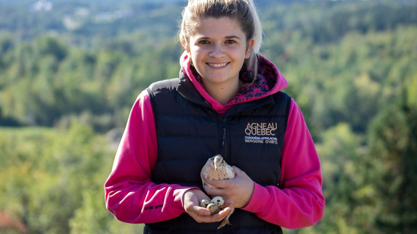 Visite guidée de la Bergerie O'viro avec sa jeune propriétaire, Véronique Boucher