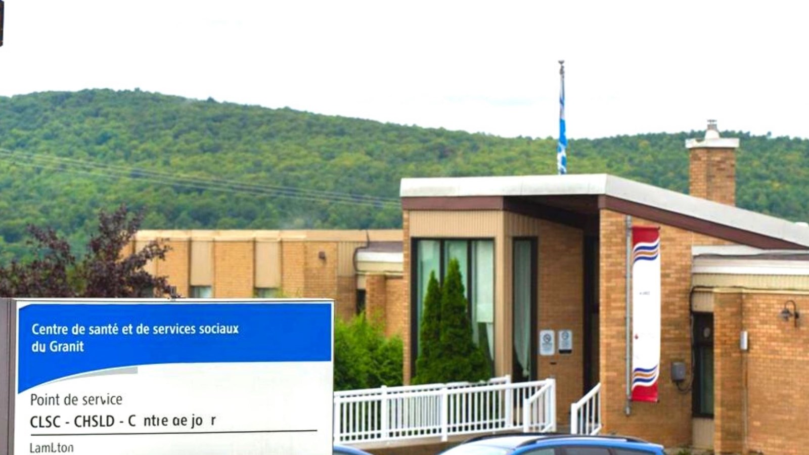 COVID-19: 15 résidents et 13 employés infectés au CHSLD de Lambton