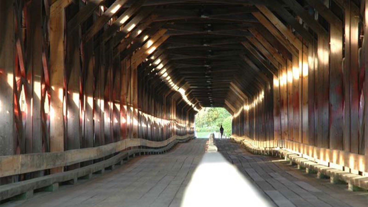 LE PONT COUVERT DE NOTRE-DAME-DES-PINS
