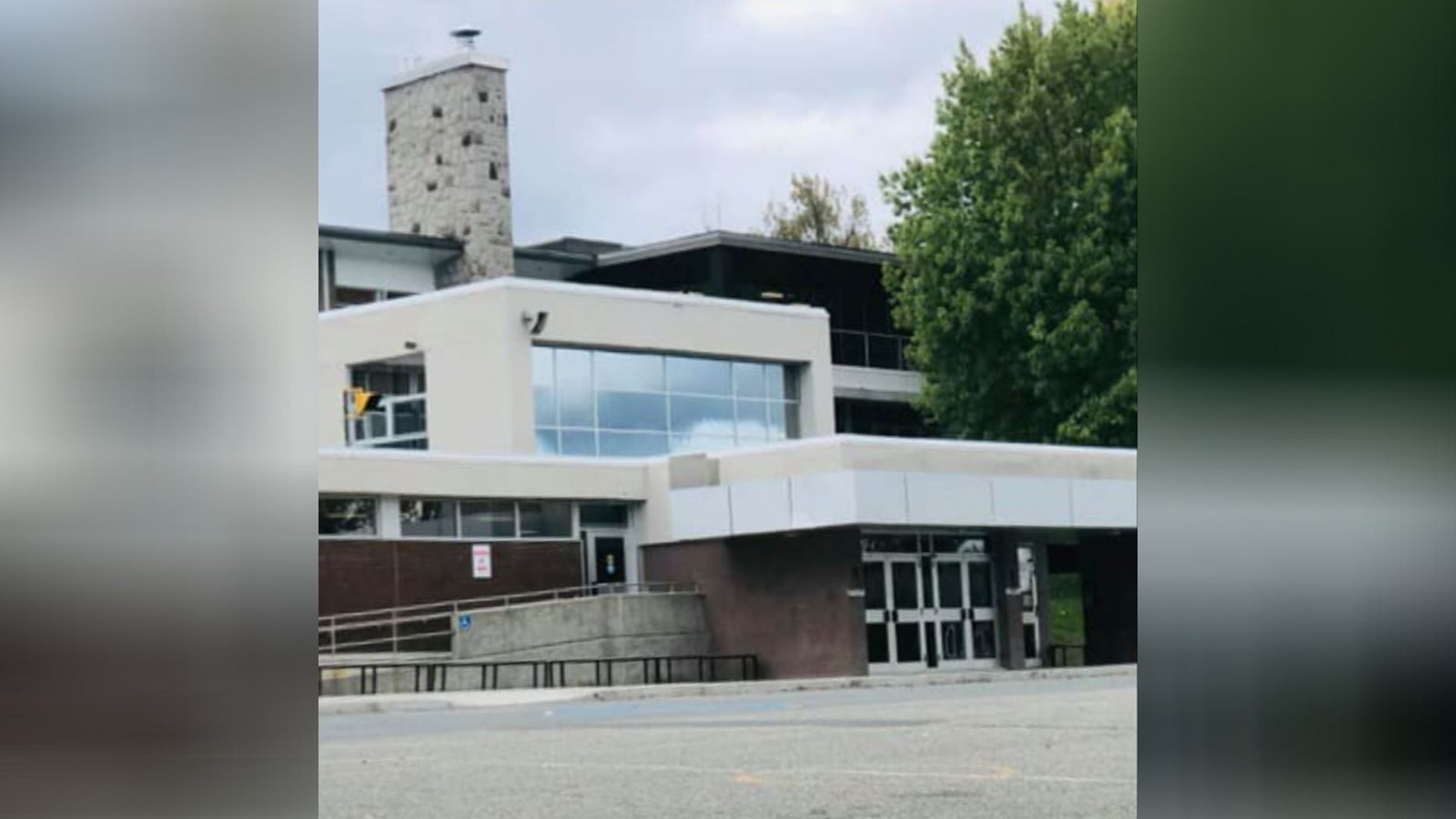 Un cinquième cas de COVID-19 à l'école des Deux-Rives