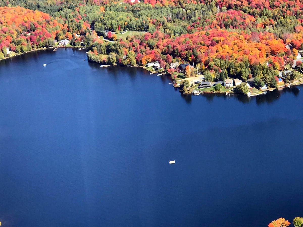 Vue aérienne du Lac Poulin.