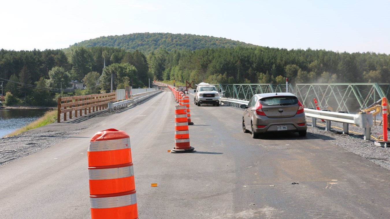 Prolongement de la circulation en alternance sur le nouveau pont du Grand lac Saint-François