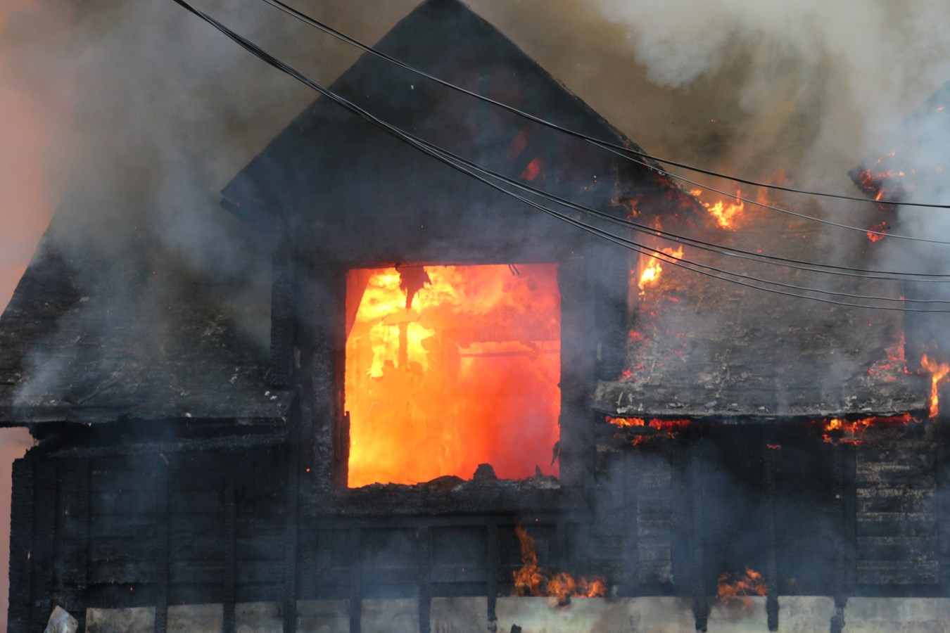 Sept personnes prises en charge par la croix rouge après l'incendie à Scott