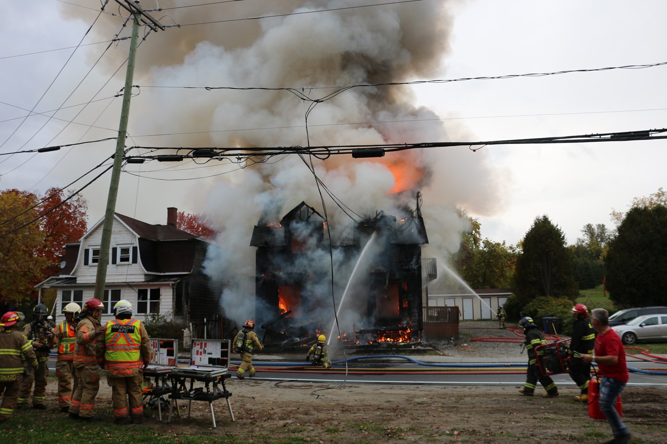 Sept personnes prises en charge par la croix rouge après l'incendie à Scott