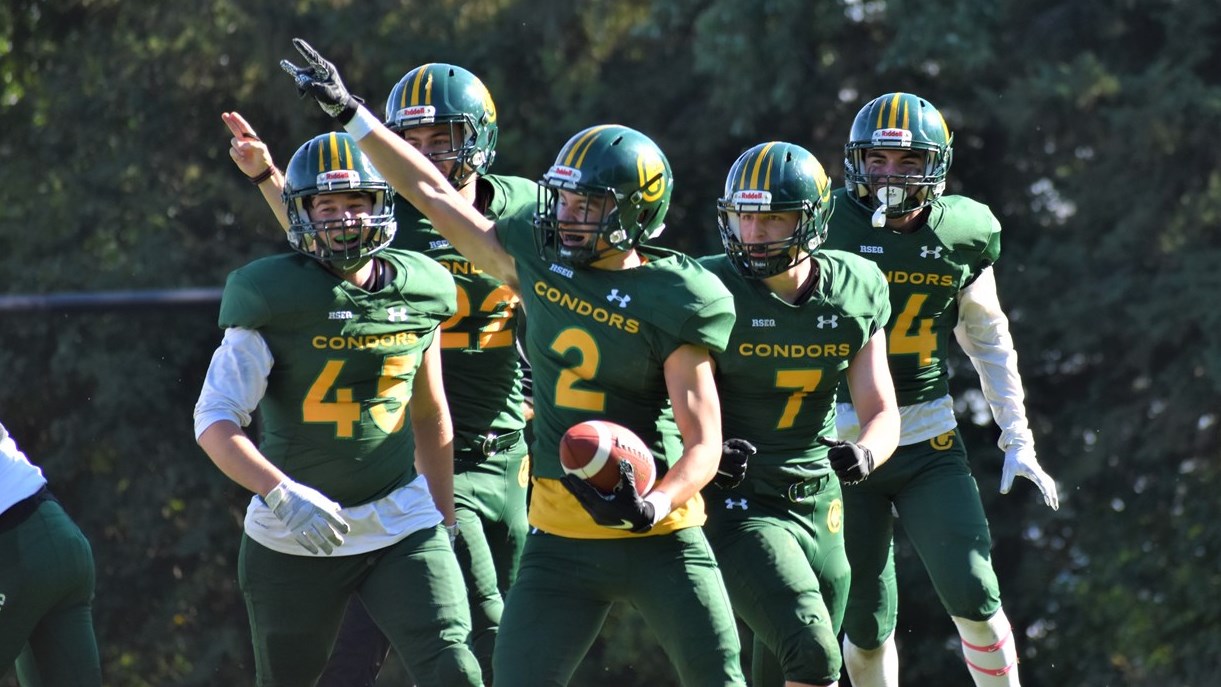 Les Condors sont au premier rang de la division 3