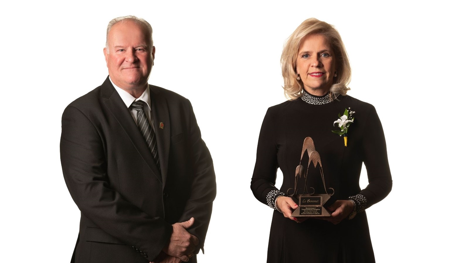 Sommet Actif humain: François Veilleux, maire de la Ville de Beauceville en remplacement de Services Québec, et Nathalie Grégoire, Transcontinental Interglobe.