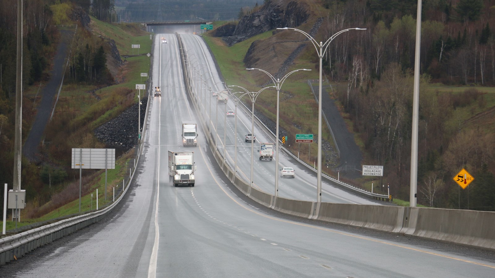 Pont du Père-Antonio-Poulin : le processus pour sécuriser l'endroit s'amorce 