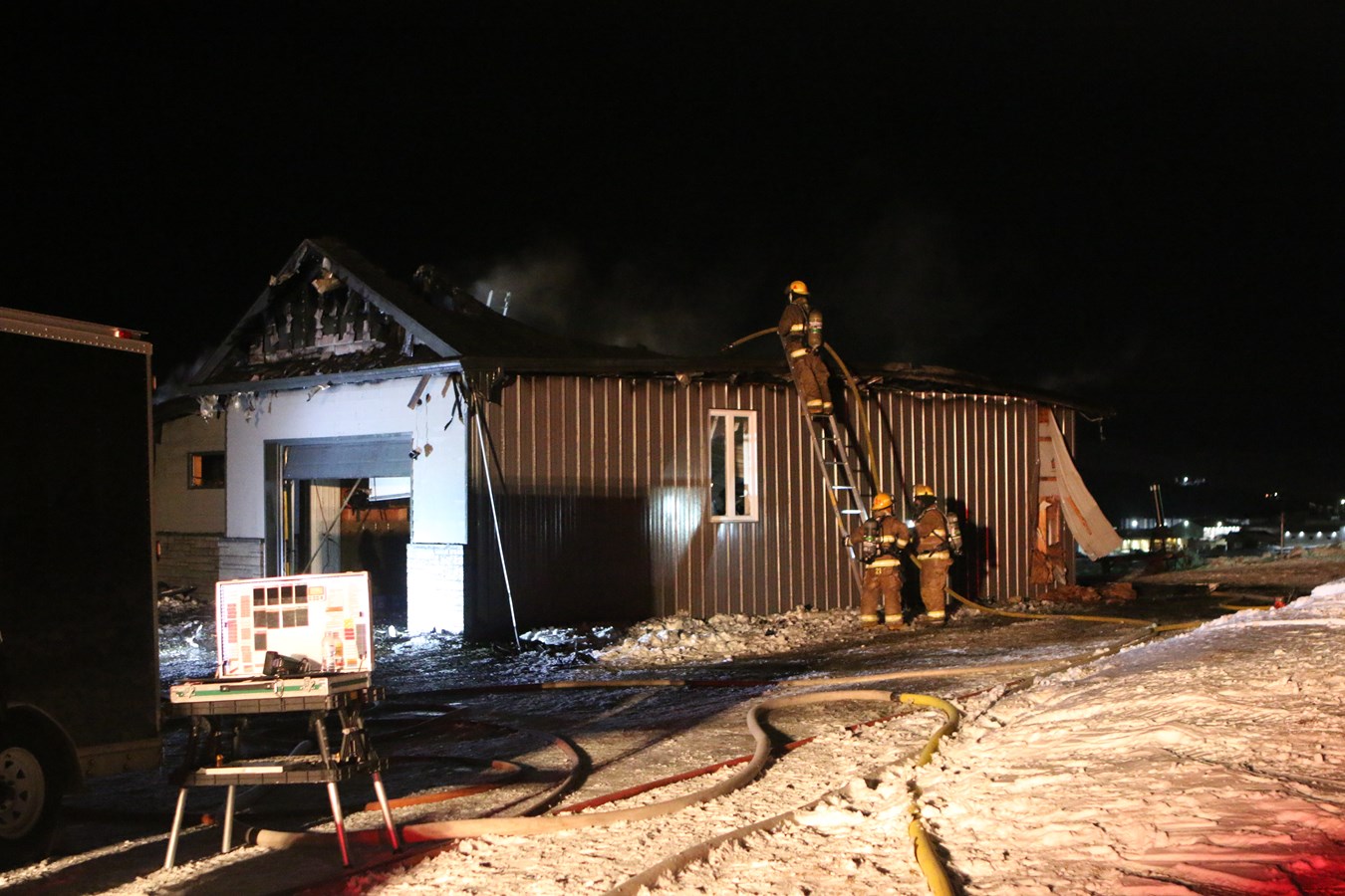 Un garage ravagé par les flammes à Saint-Elzéar