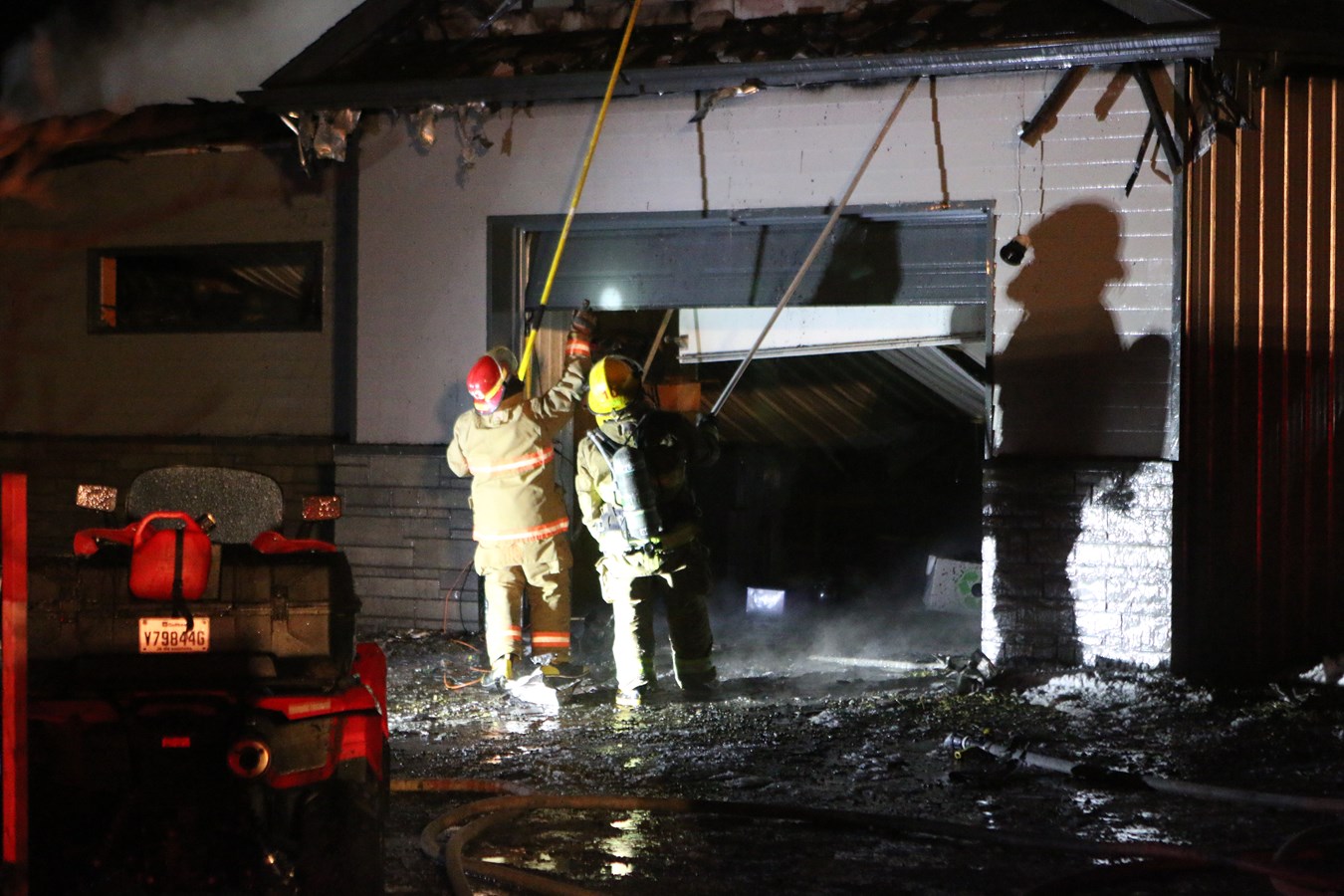 Un garage ravagé par les flammes à Saint-Elzéar