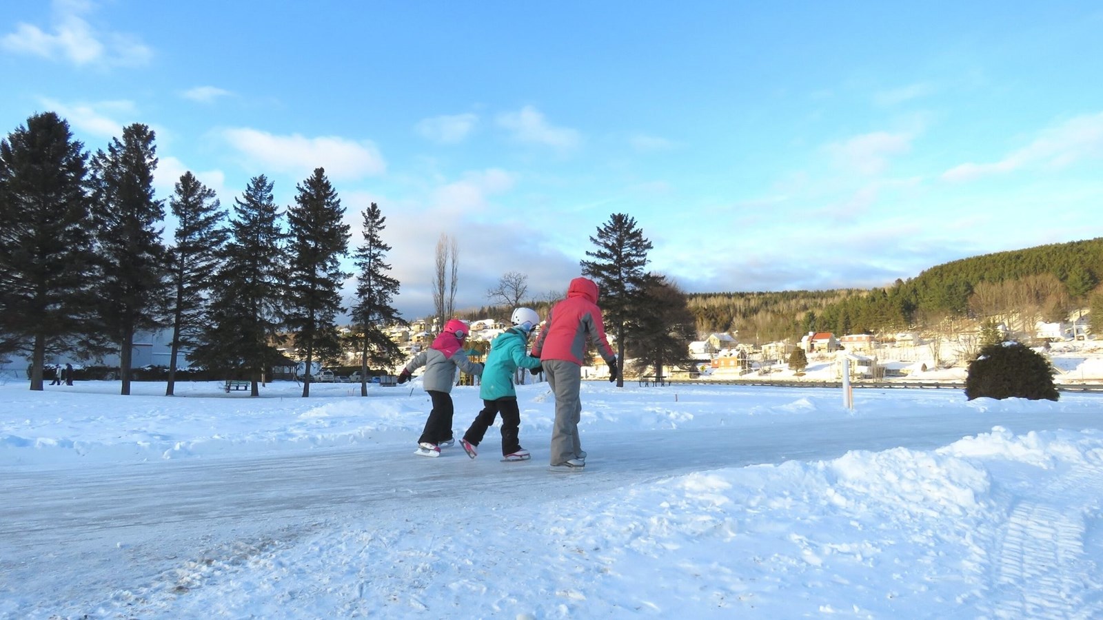Beauceville : la patinoire ravive le quartier de la débâcle