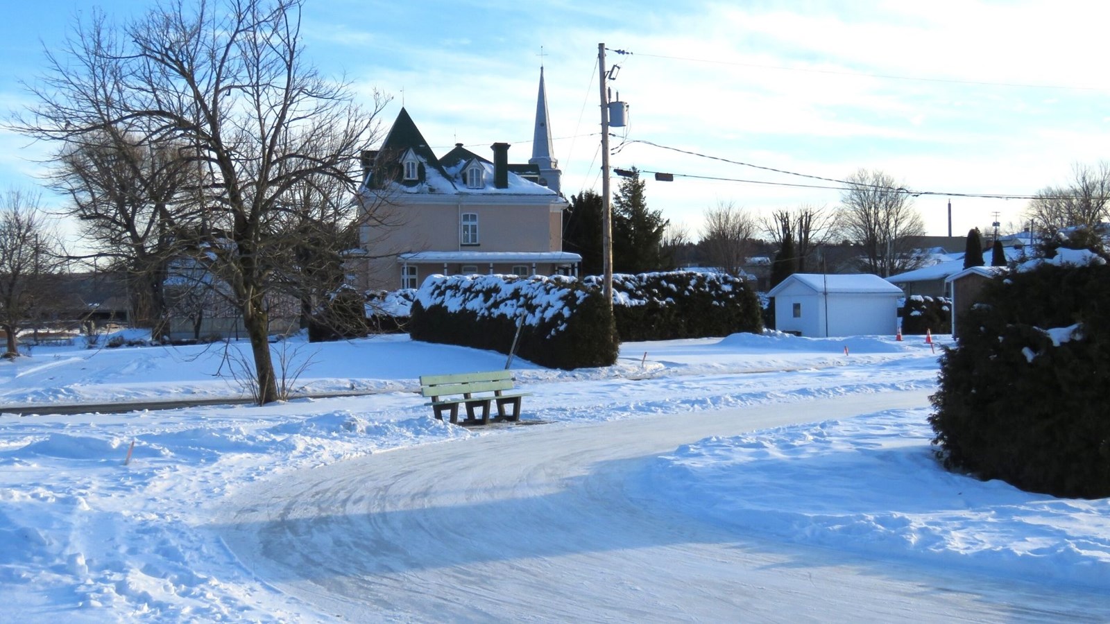 Beauceville : la patinoire ravive le quartier de la débâcle