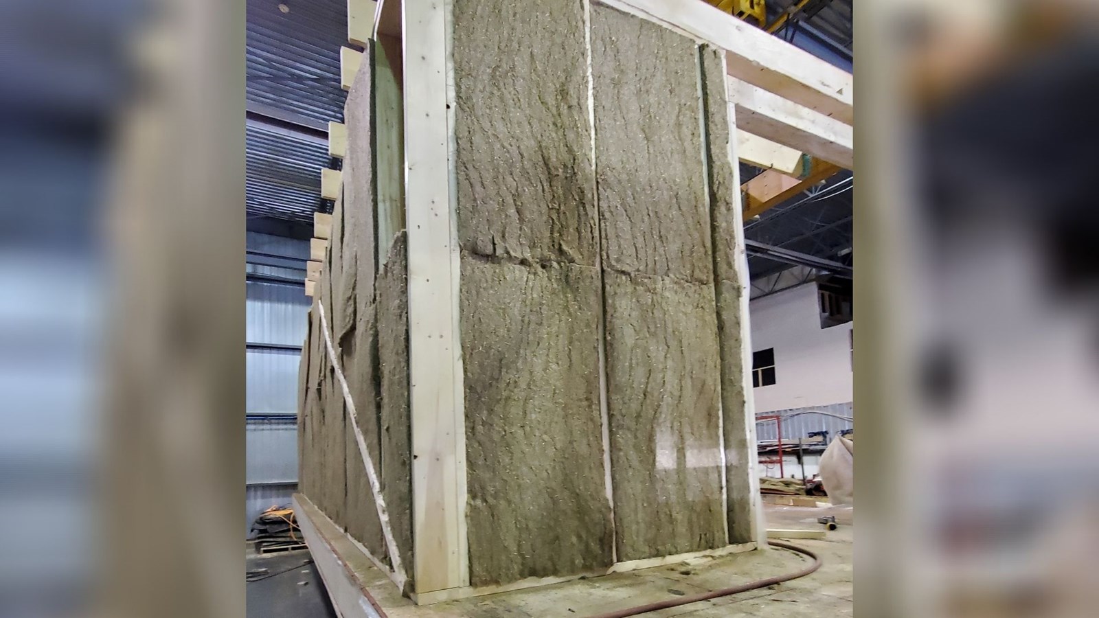 Construction durable : l'isolation à base de fibres d'herbe