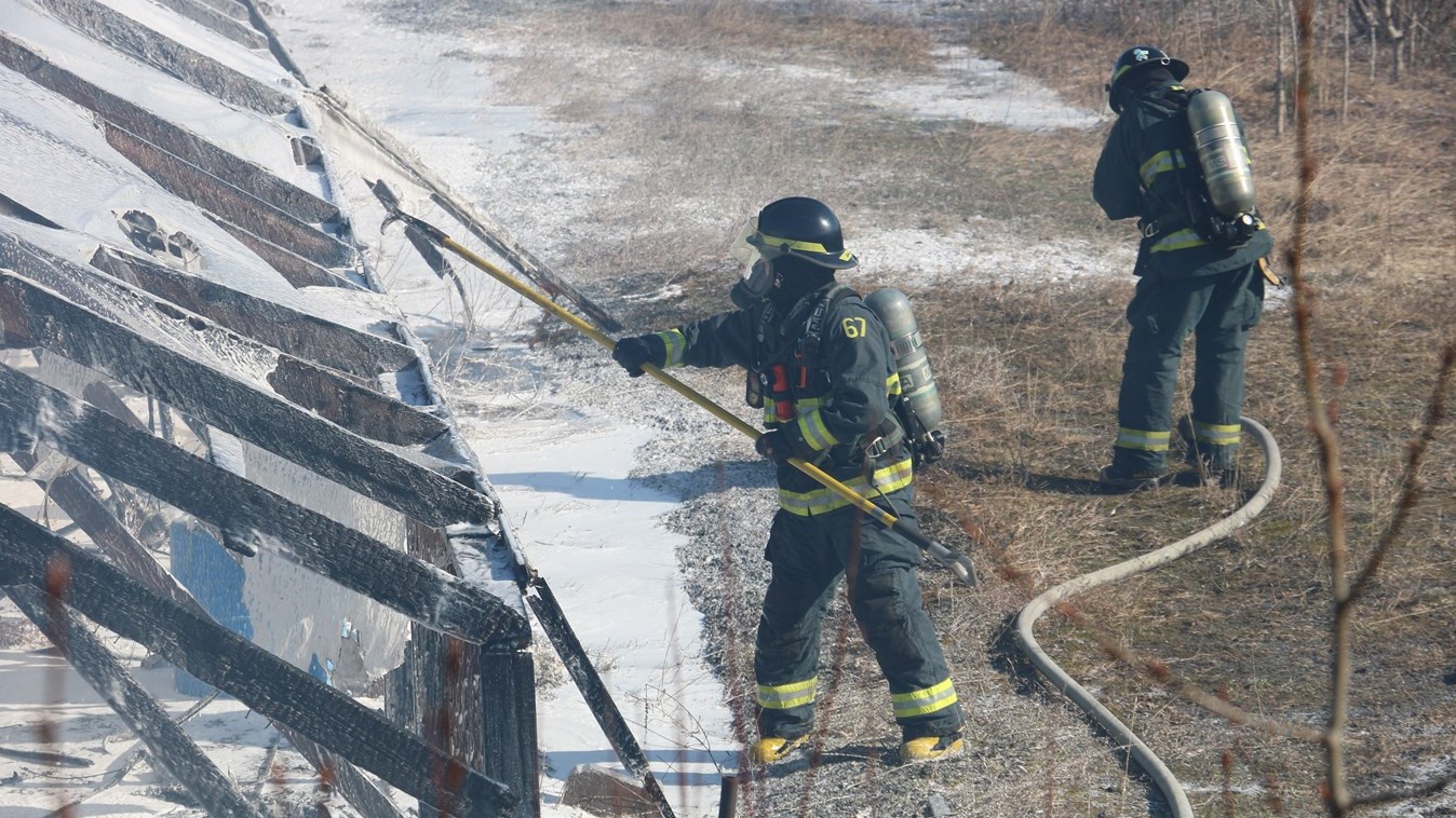 Incendie aux Serres Bégin : deux serres complètement détruites
