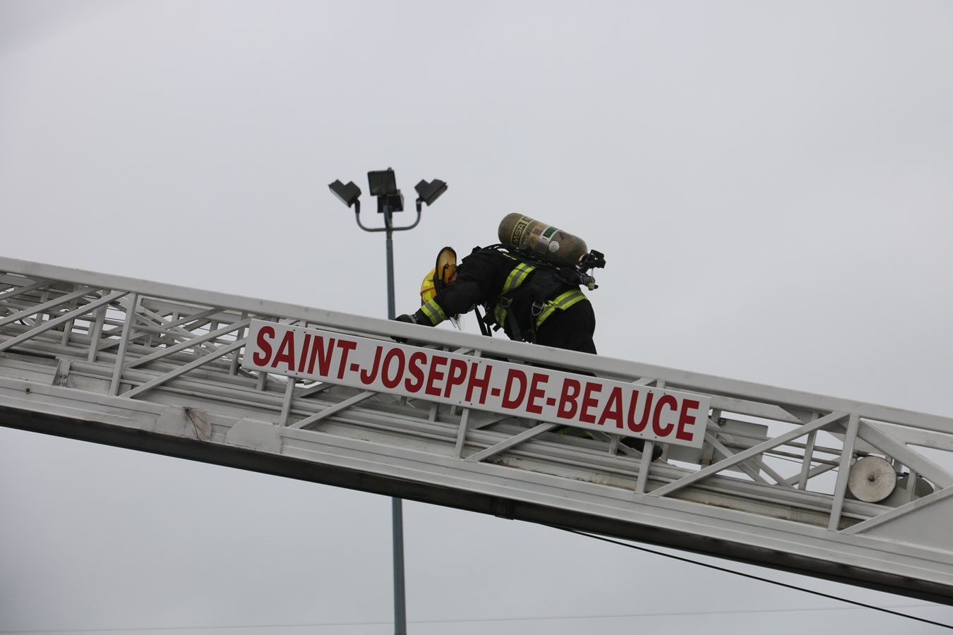 Feu de friteuse au marché IGA de Saint-Joseph