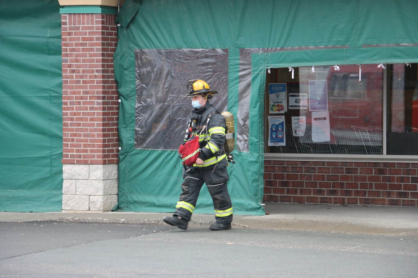 Feu de friteuse au marché IGA de Saint-Joseph