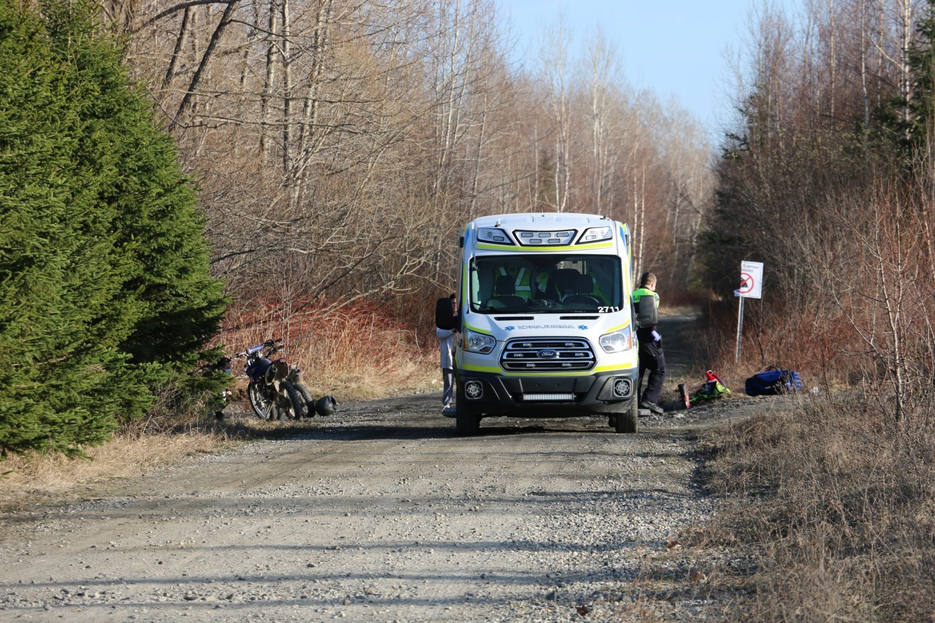 Une adolescente fait un accident de motocross à Tring-Jonction