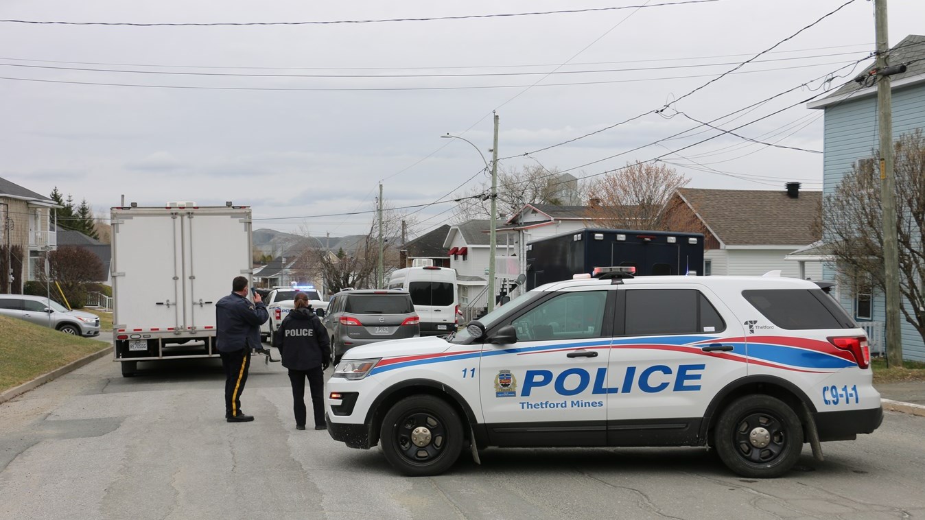 Perquisition d'un potentiel laboratoire clandestin de drogue à Thetford Mines