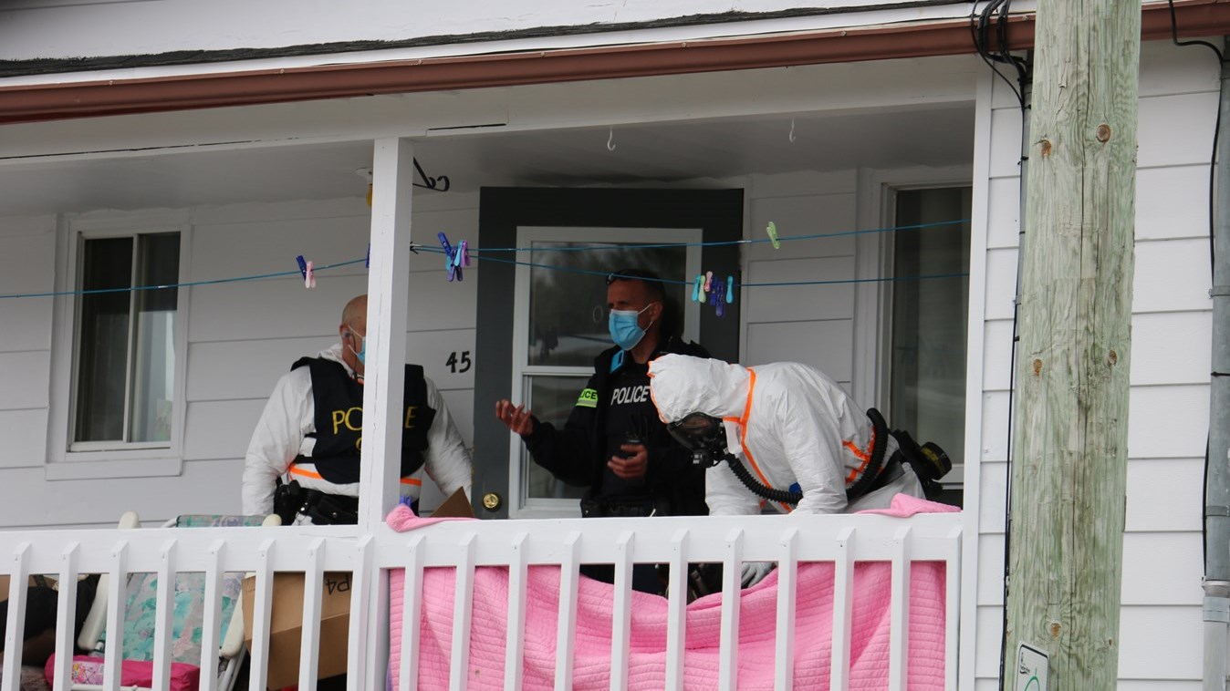 Perquisition d'un potentiel laboratoire clandestin de drogue à Thetford Mines