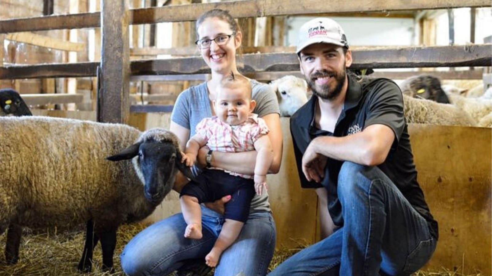 Jérôme Gingras, sa compagne et leur enfant.