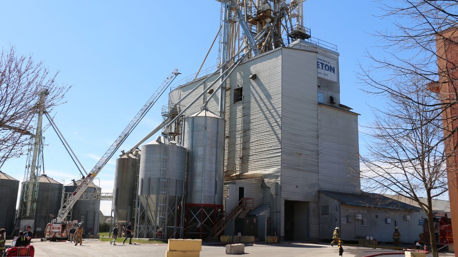 Incendie à l’usine des Aliments Breton