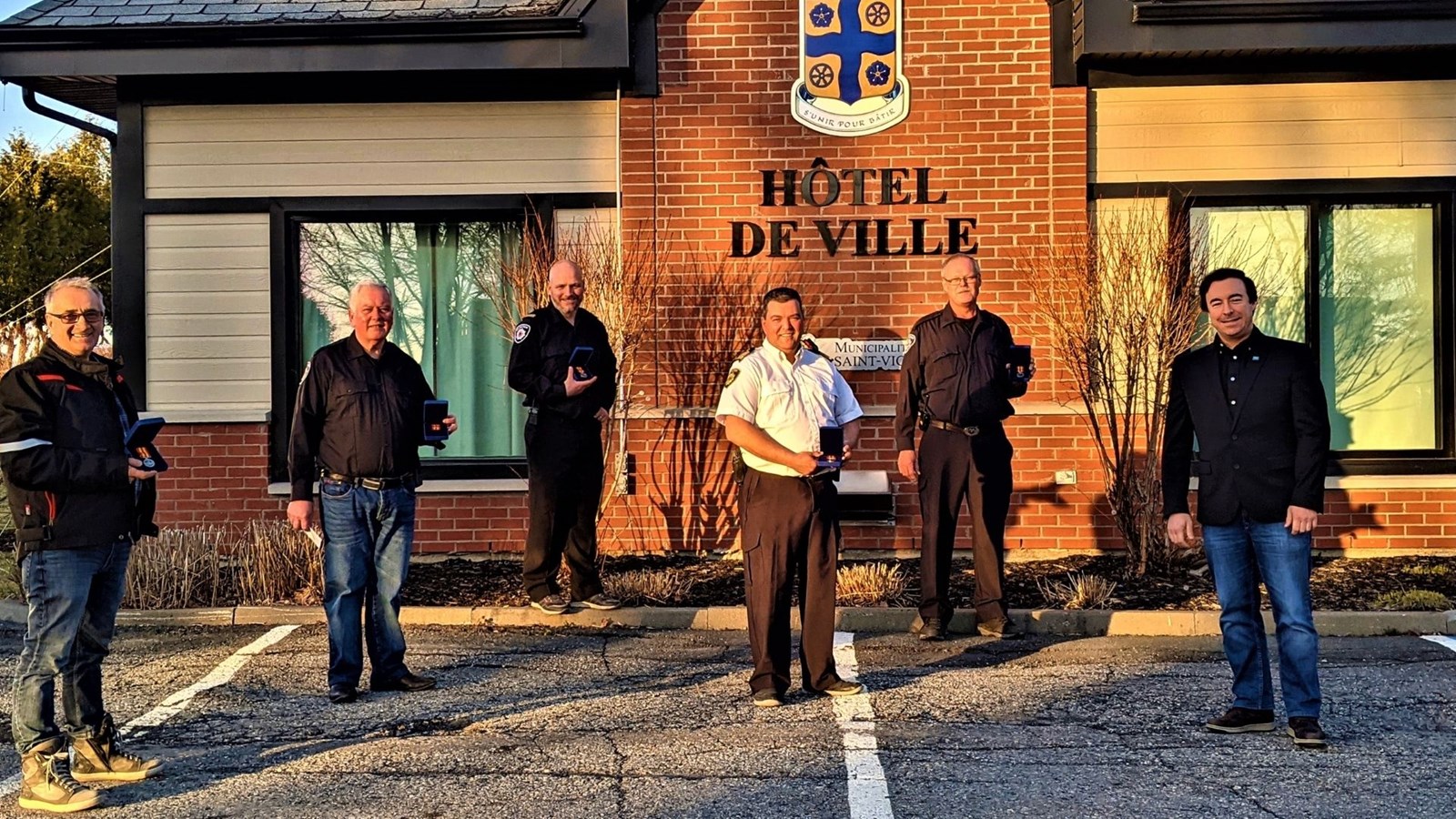 Nelson Bolduc, Harold Bureau, Robert Jacques, Steve Bureau, Jocelyn Fortin et Jonathan V. Bolduc