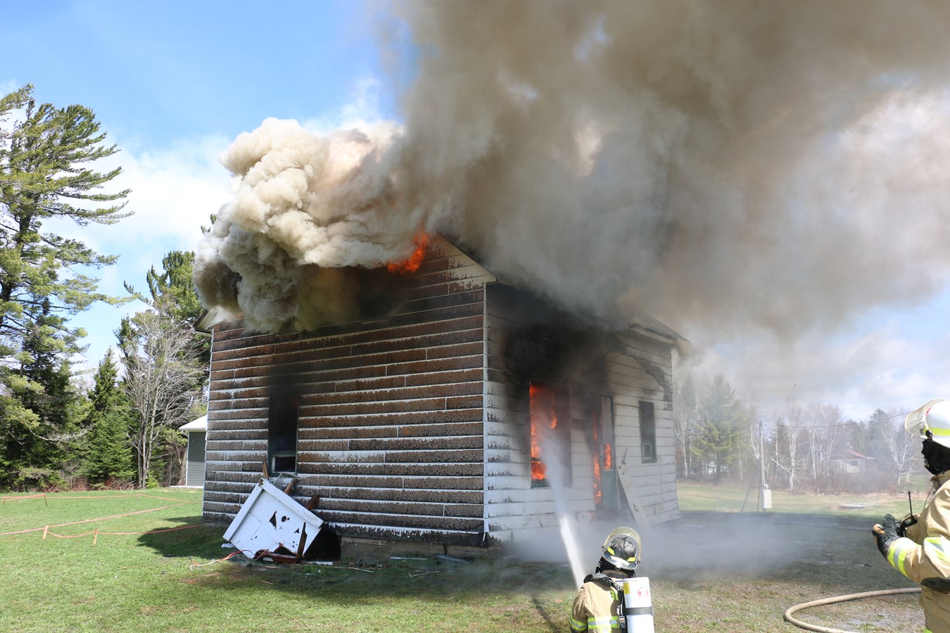 Un bon exercice pour les pompiers