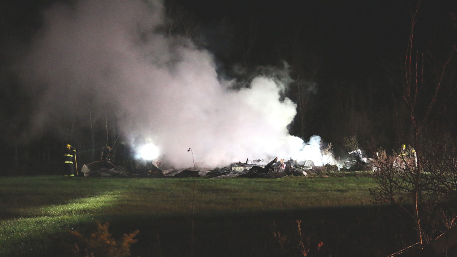 Feu de cabane à sucre à Sainte-Clotilde