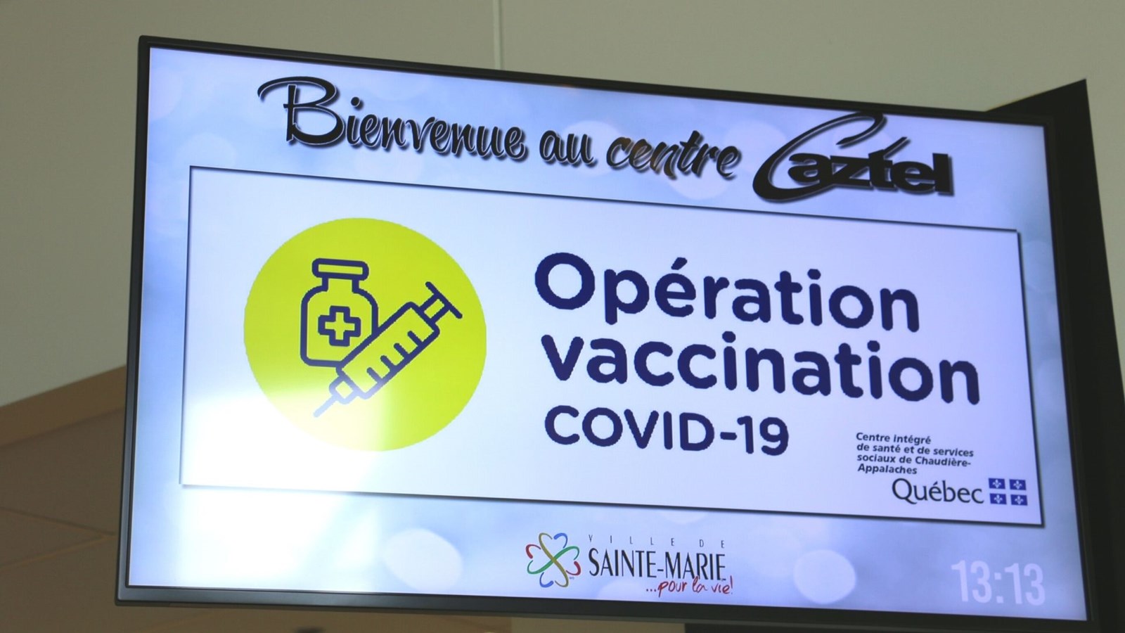 Visite du site de vaccination au Centre Caztel de Sainte-Marie