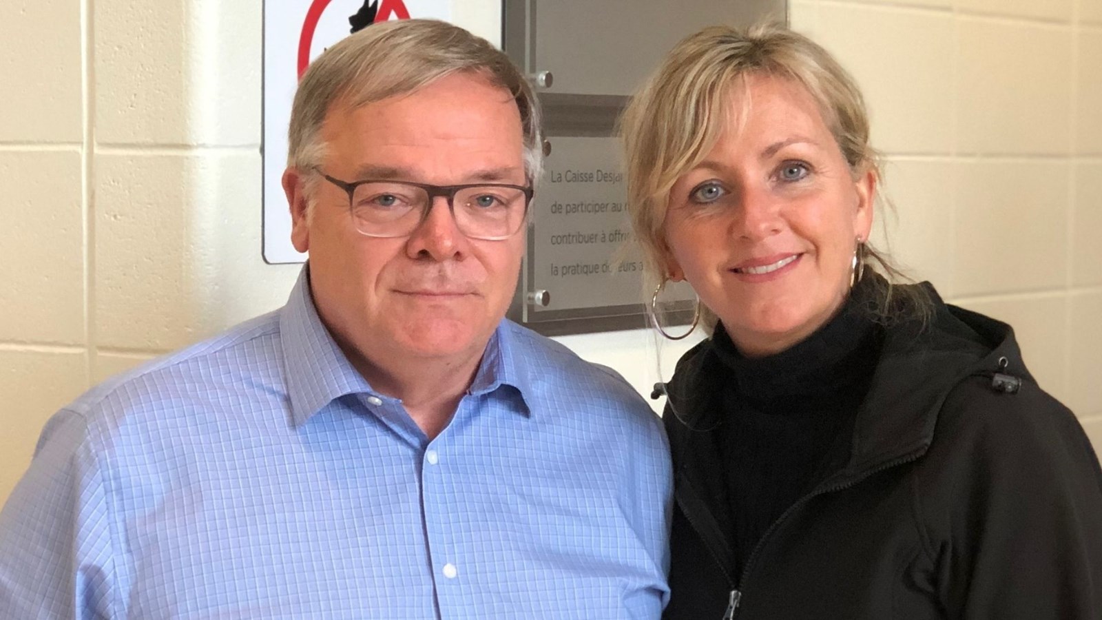 Le député Luc Provençal et la ministre Andrée Laforest.