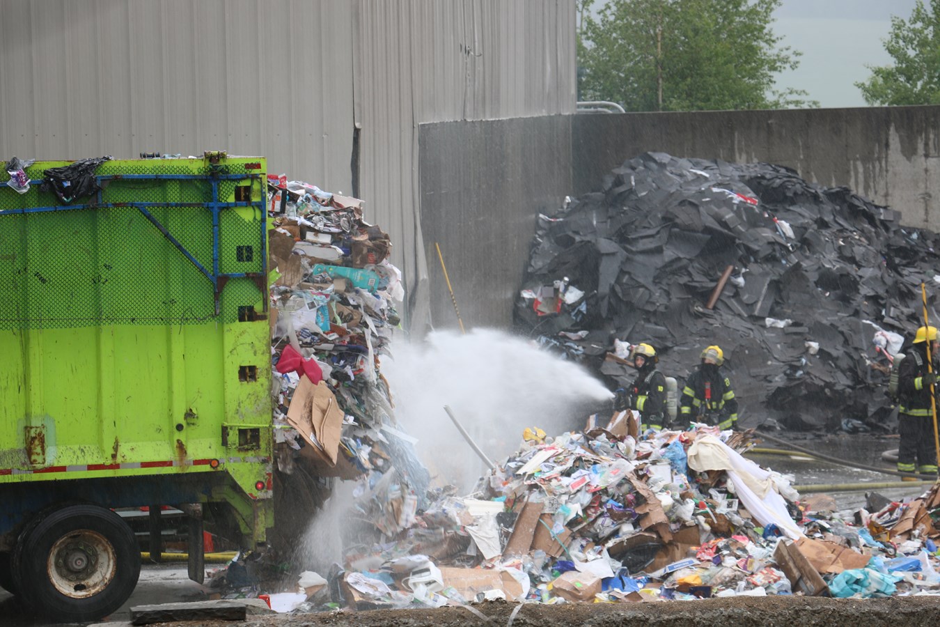 Des débris prennent feu à l'Écocentre de Beauceville