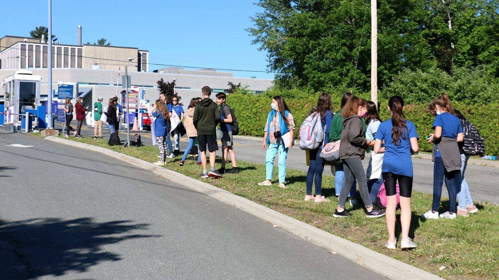 Des élèves ont remercié le personnel soignant de l’Hôpital de Saint-Georges