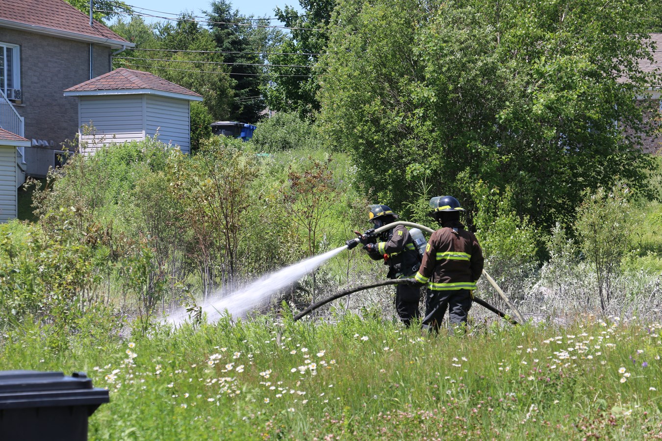 Feu de broussaille à Saint-Georges