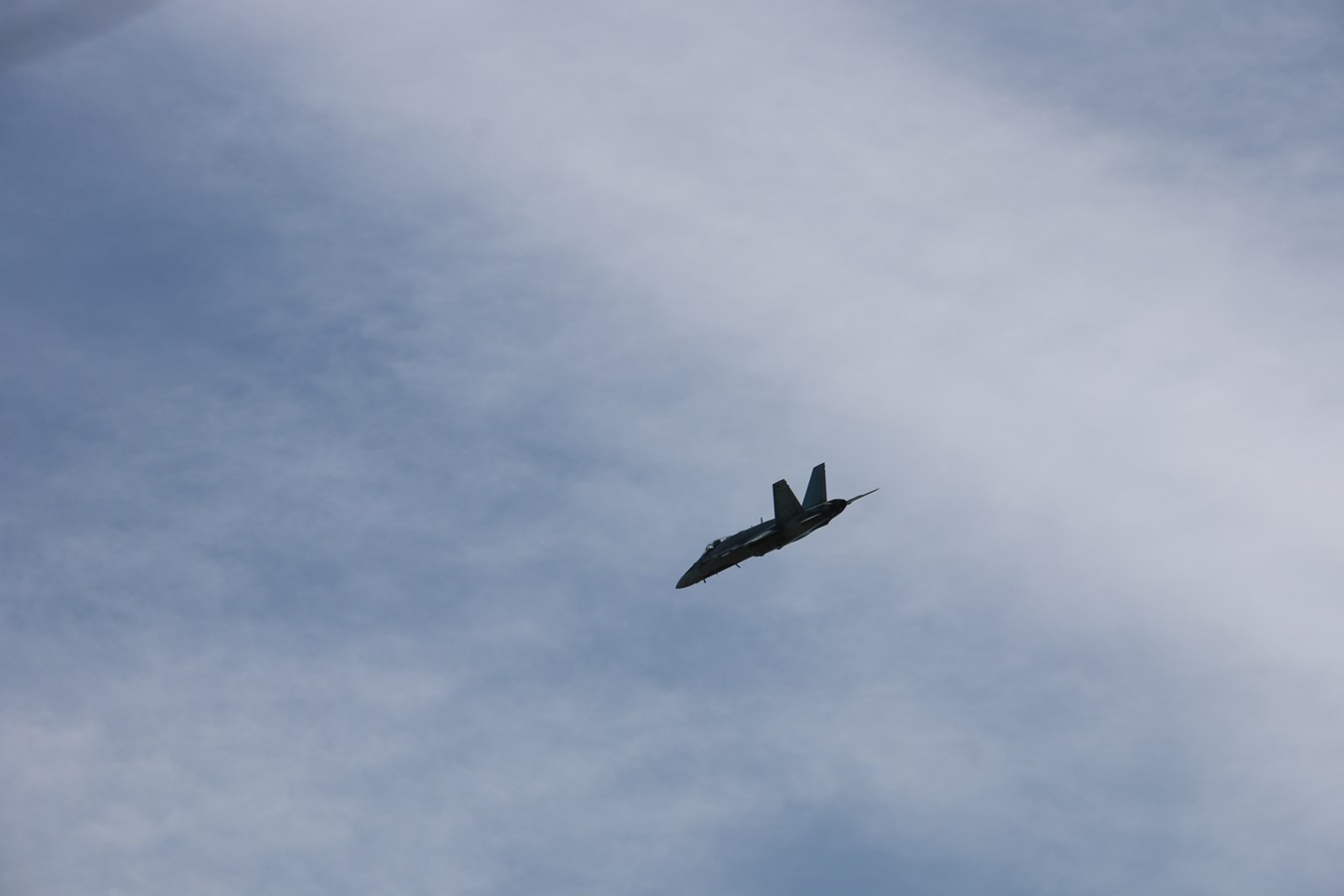 CF-18