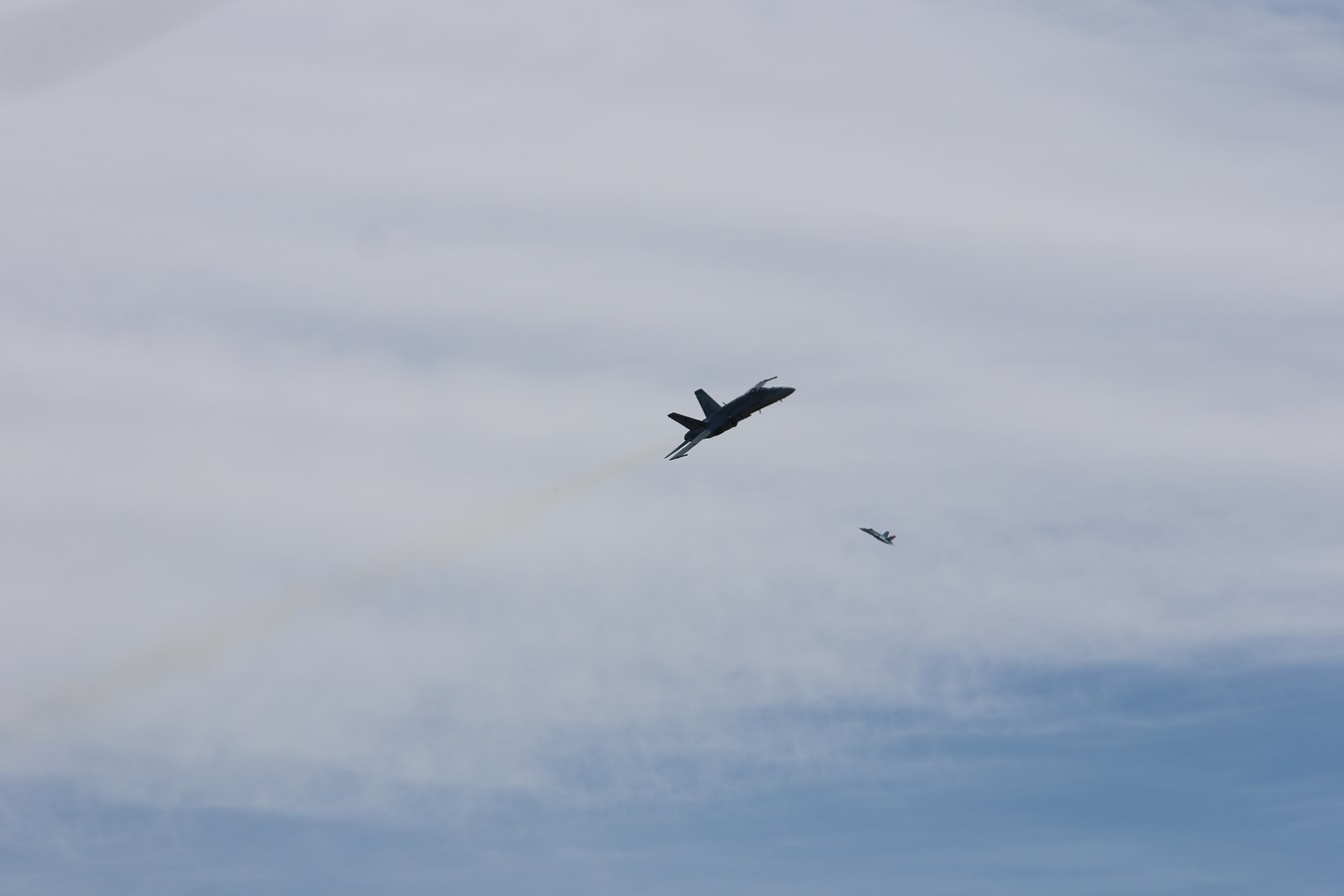 CF-18